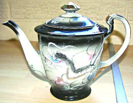 FUJ19 Teapot & Lid