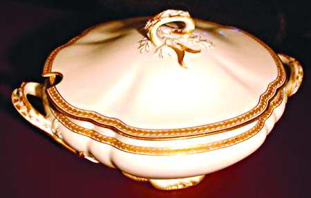 FRH14 Tureen &  Lid
