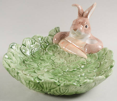Welsh Rabbit Cocktail, Plate & Attached Toothpick Holder
