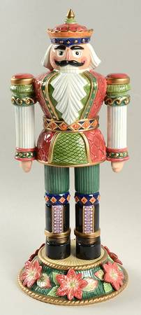 Nutcracker Collection Figurine
