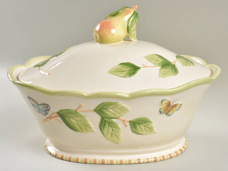 Sommer Hill 3 Quart Oval Covered Casserole