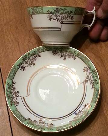 FTH7 Footed Cup & Saucer Set