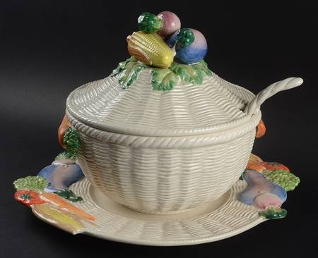 Garden Basket Tureen & Lid w/Ladle & Underplate
