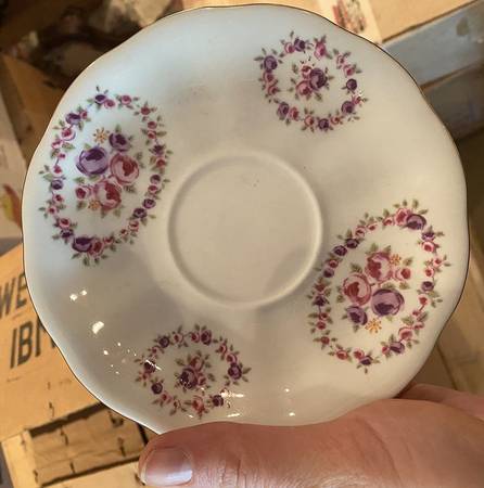 Rosette Saucer