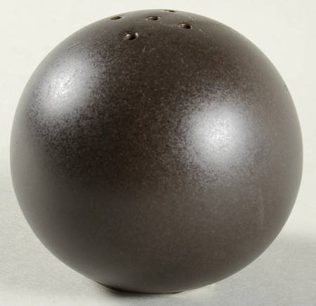 Worldview Onyx Pepper Shaker