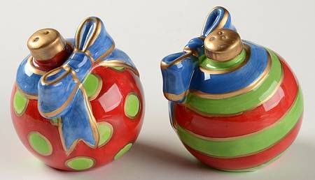 Kringle Figural Salt & Pepper Set