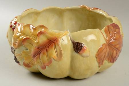Harvest 9" Round Vegetable Bowl