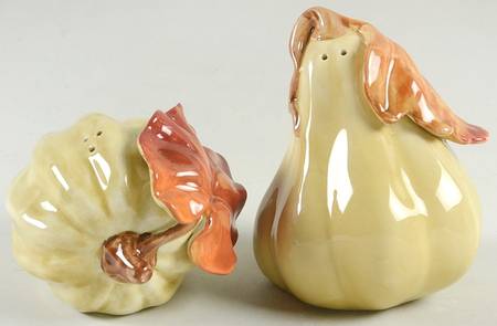 Harvest Figural Salt and Pepper