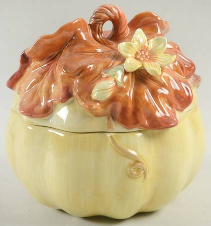 Harvest Figural Covered Soup & Lid