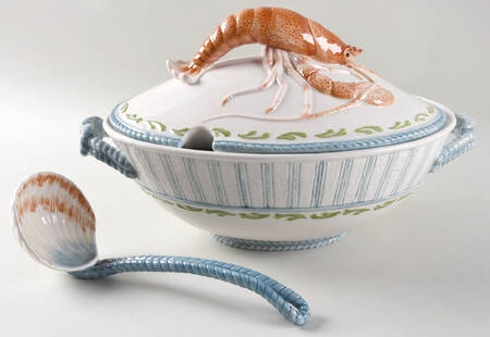 Seaboard Tureen & Lid w/Ladle