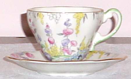 V2499 Footed Demitasse Cup & Saucer Set