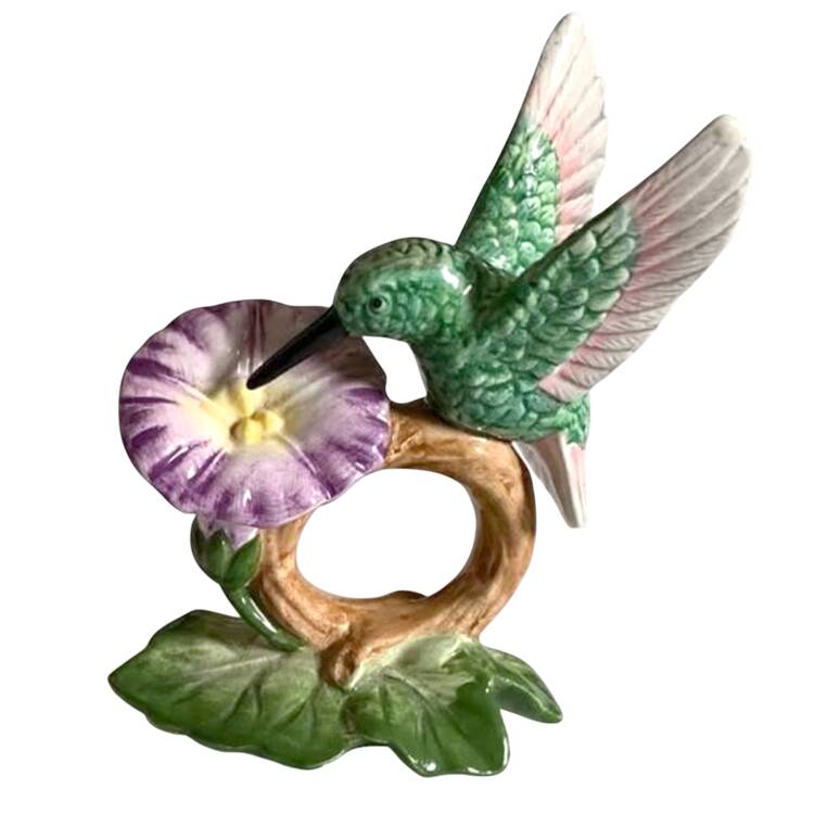 Hummingbirds Napkin Ring