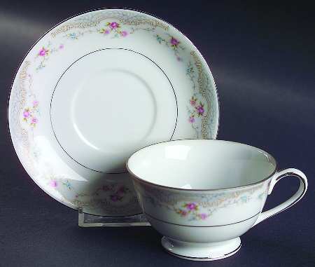 Jean Footed Cup & Saucer Set