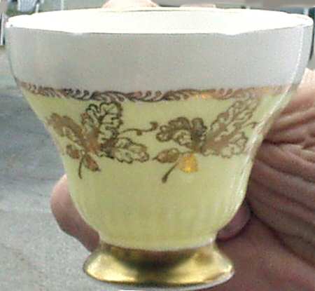 Hj2321 Footed Cup