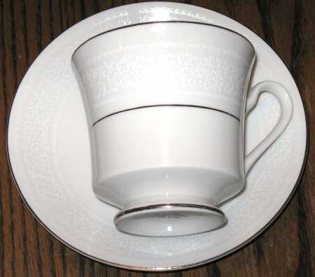 FCC191 Footed Cup & Saucer Set