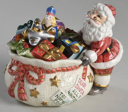 Holiday Treasure Figural Covered Box