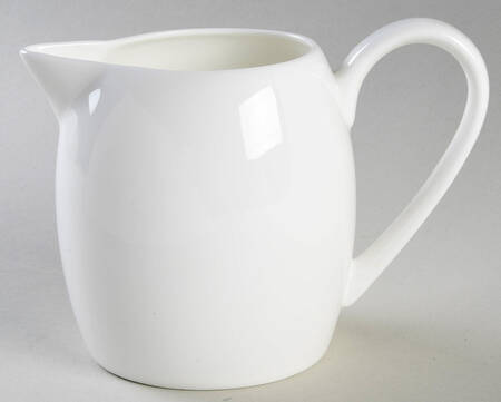 Nevaeh White (Bone) 18 Oz Pitcher