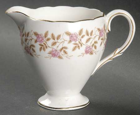 Enchantment (Scalloped Edge) Creamer