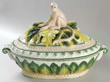 Cape Town Oval Covered Vegetable