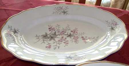 Sping Glen 14" Oval Serving Platter