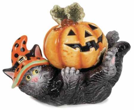 Scaredy Cat Figural Salt & Pepper Set