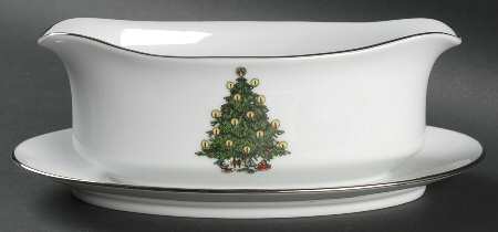 FFC2 (Platinum Trim) Gravy Boat with Attached Underplate