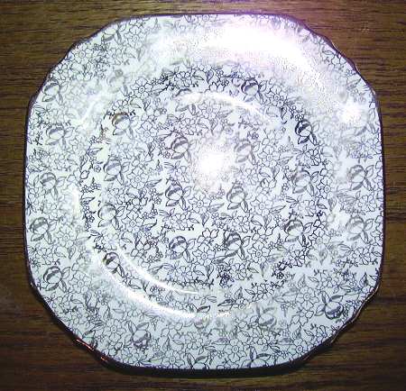 Pompadour Salad Plate