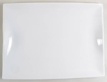 Everyday White (Porcelian) 18" Rectangular Serving Platter