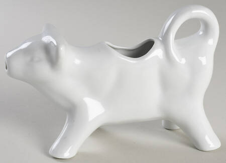 Everyday White (Porcelian) Cow Creamer