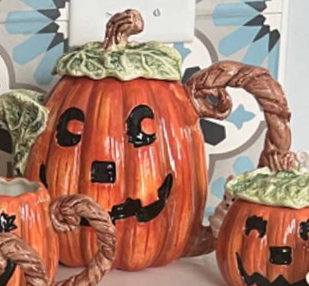 Halloween Pumpkin Teapot & Lid