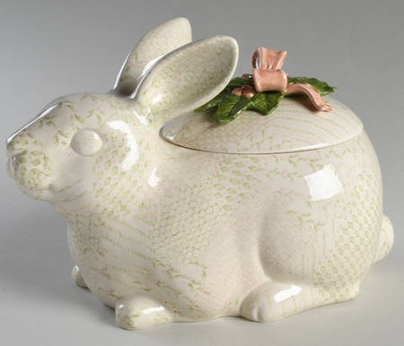 Bows and Holly Cookie Jar & Lid