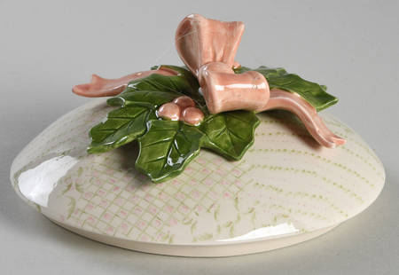 Bows and Holly Lid for Cookie Jar