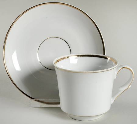 FAV64 Flat Cup & Saucer Set