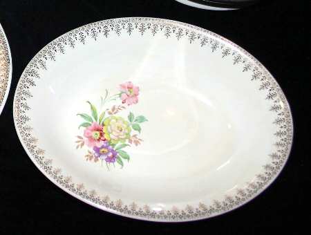 FSX174 9" Oval Vegetable Bowl