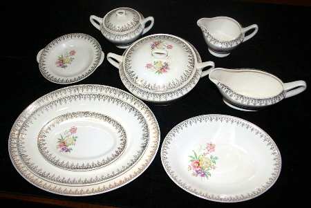 FSX174 Gravy Boat & Underplate/Relish