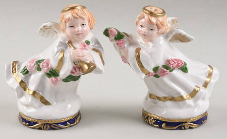 Angel Christmas Figural Salt & Pepper Set