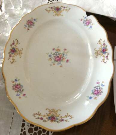 9025 14" Oval Serving Platter