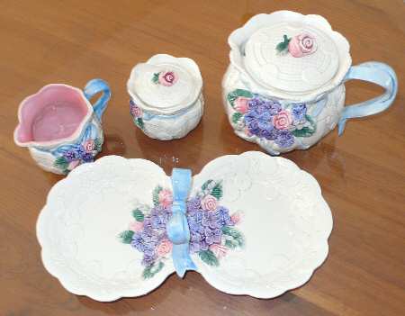 Victorian Lace Teapot & Lid