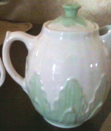 158 Creamer & Lid
