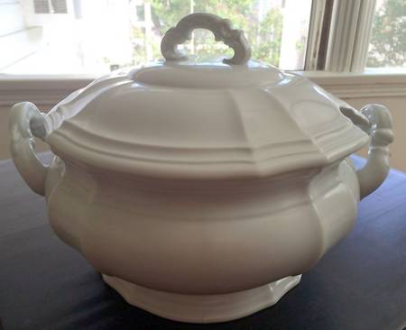 Anna Carina Tureen &  Lid