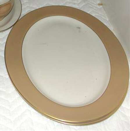 FIA11 15" Oval Serving Platter
