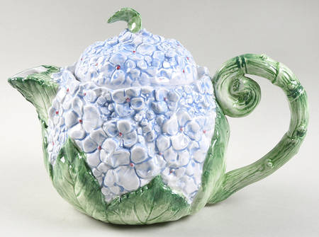 Hydrangea Teapot & Lid