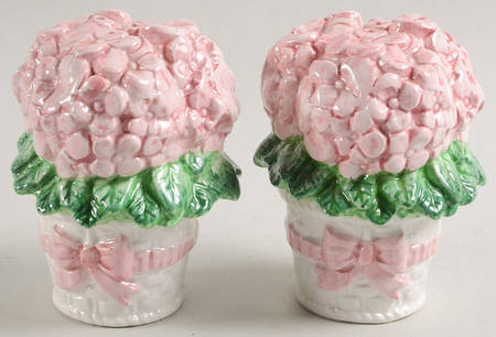 Hydrangea Salt & Pepper Set
