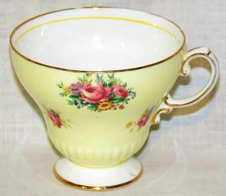 2969 Footed Cup