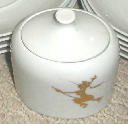 FUR102 Sugar Bowl & Lid