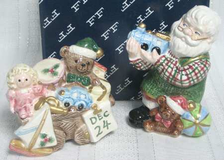 Santa's Toy Factory Figural Salt & Pepper Set