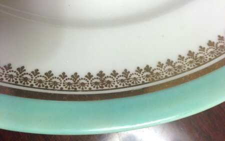 FAN111 Dinner Plate