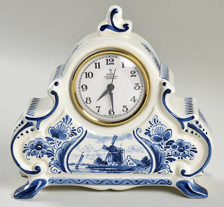 Delfts Mantel Clock