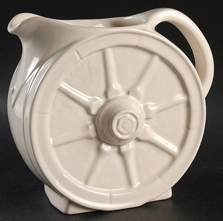 Wagon Wheel Cream 56 Oz Pitcher
