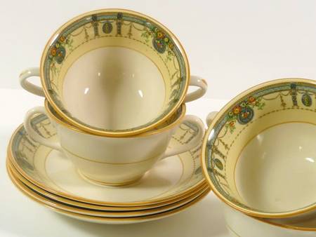 FON131 Footed Bouillon Cup & Saucer